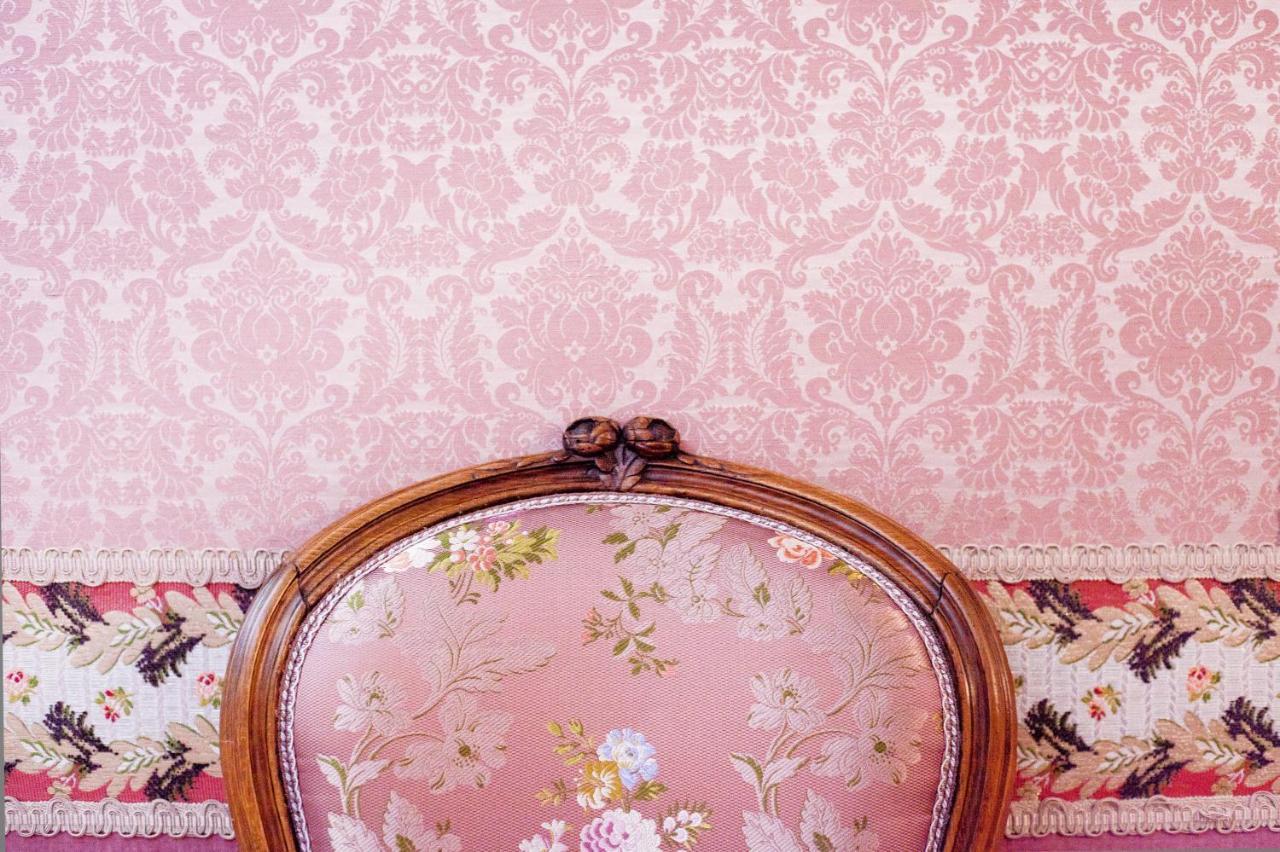 Relais & Chateau Louise De La Valliere Reugny  Экстерьер фото